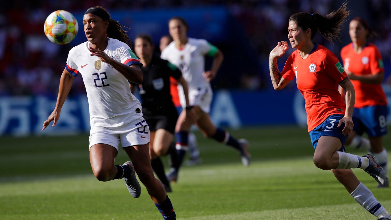 Working mom: McDonald balances World Cup, 7-year-old son